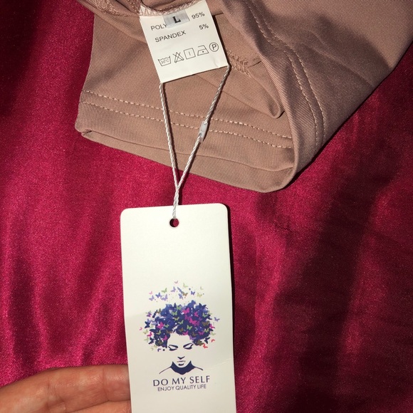 Polyester Blend 2 Piece Set - Picture 2 of 7